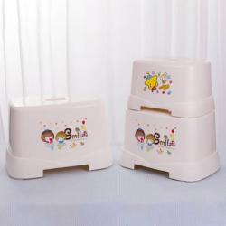 四季方凳（?。?/></a></div>
<div   id=